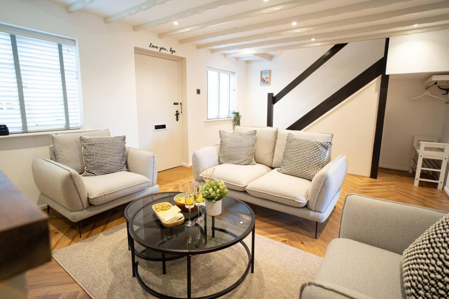 Stylish 2 Bedroom Cottage With Hot Tub And Parking Bewdley Buitenkant foto